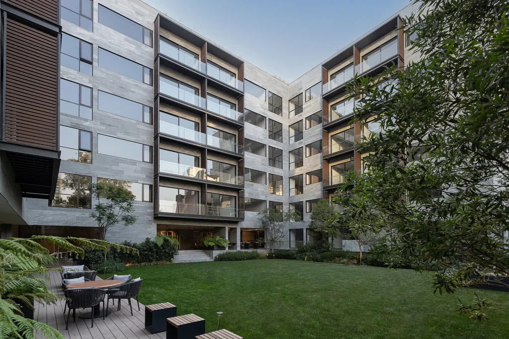 avenue-napoles-jardin-central-arquitectura
